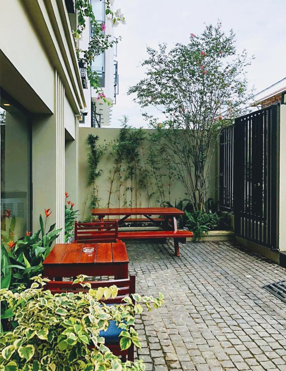Vivian Villa & Apartment By My Khe Beach ดานัง ภายนอก รูปภาพ