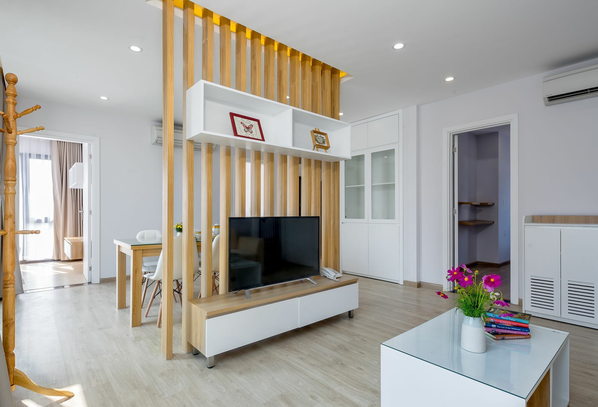 Vivian Villa & Apartment By My Khe Beach ดานัง ภายนอก รูปภาพ